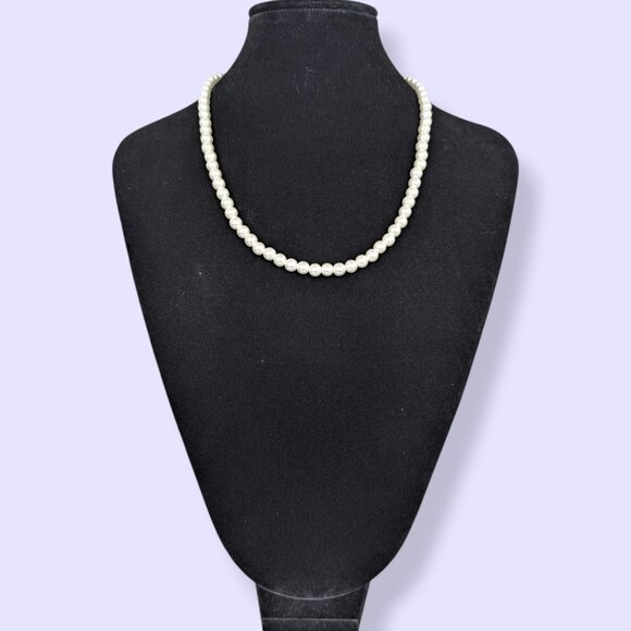 Vintage Faux Pearl Demi Parure - Picture 3 of 8